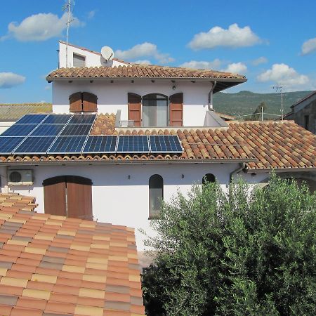 Bed and Breakfast Il Portico Uras Exterior foto